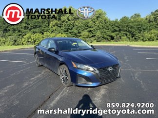 Used 2023 Nissan Altima 2.5 SR image 1