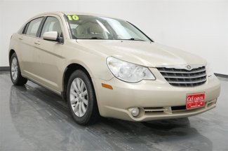 Used 2010 Chrysler Sebring Limited w/ Electronics Convenience Group image 1
