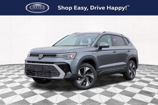 New 2025 Volkswagen Taos SE image 1