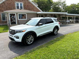 Used 2021 Ford Explorer XLT w/ Equipment Group 202A image 1