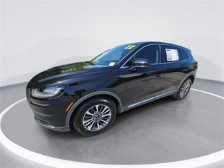 Used 2022 Lincoln Nautilus Reserve image 1