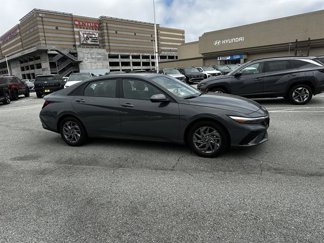 Certified 2024 Hyundai Elantra SEL image 1