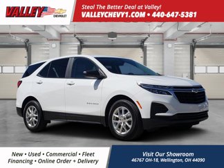 Used 2022 Chevrolet Equinox LS w/ LS Convenience Package image 1