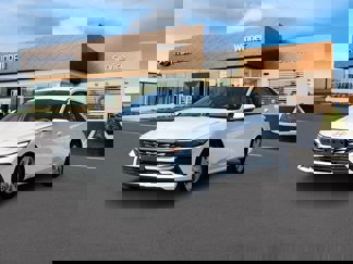 New 2025 Hyundai Elantra SE image 1
