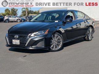 Used 2023 Nissan Altima 2.5 SL image 1