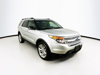 Used 2015 Ford Explorer XLT w/ Equipment Group 202A image 1