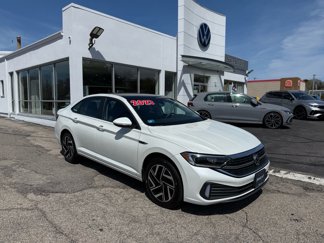 Used 2023 Volkswagen Jetta SEL image 1