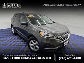 Used 2019 Ford Edge SE image 1