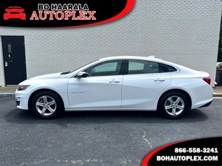 Used 2023 Chevrolet Malibu LT image 1