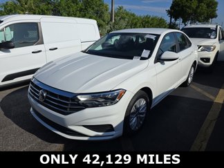 Used 2019 Volkswagen Jetta S image 1