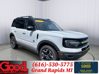 Used 2021 Ford Bronco Sport Outer Banks w/ Outer Banks Package image 1