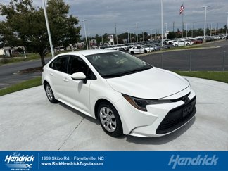 Certified 2023 Toyota Corolla LE image 1