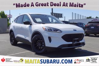 Used 2020 Ford Escape SE Sport image 1
