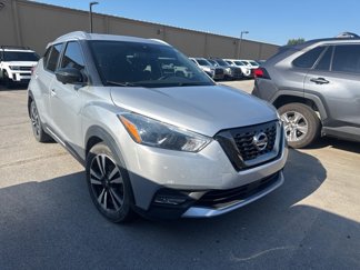 Used 2020 Nissan Kicks SR video 1
