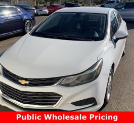 Used 2018 Chevrolet Cruze LT image 1