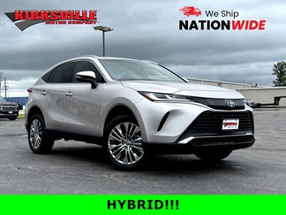 Used 2022 Toyota Venza XLE image 1