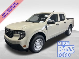 New 2025 Ford Maverick XL image 1
