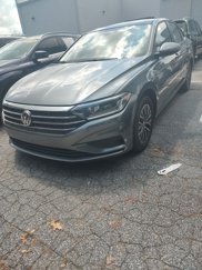 Used 2019 Volkswagen Jetta SEL image 1