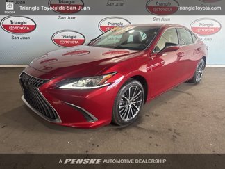 Used 2024 Lexus ES 300h w/ Premium Package image 1