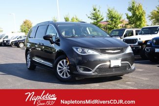 Used 2018 Chrysler Pacifica Touring-L video 1
