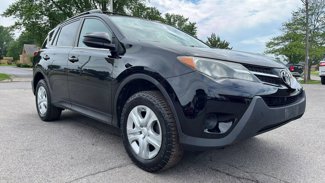 Used 2015 Toyota RAV4 LE image 1