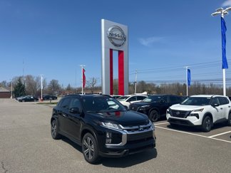 Used 2024 Mitsubishi Outlander Sport SEL image 1