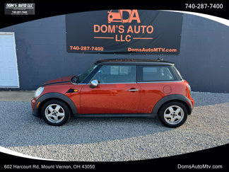 Used 2011 MINI Cooper Hardtop image 1
