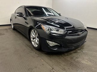 Used 2016 Hyundai Genesis 3.8 image 1