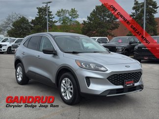 Used 2022 Ford Escape SE image 1
