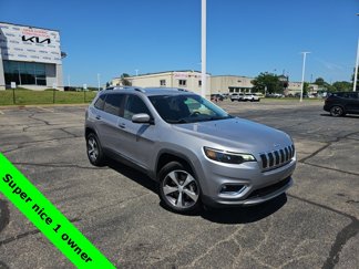 Used 2020 Jeep Cherokee Limited image 1