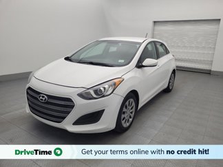 Used 2017 Hyundai Elantra GT image 1