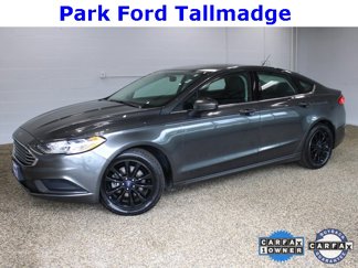 Used 2017 Ford Fusion SE w/ Fusion SE Technology Package image 1