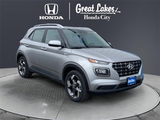 Used 2023 Hyundai Venue SEL image 1