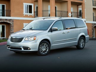 Used 2013 Chrysler Town & Country Touring-L w/ Driver Convenience Group image 1