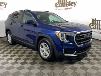 Used 2023 GMC Terrain SLE w/ Driver Convenience Package image 1
