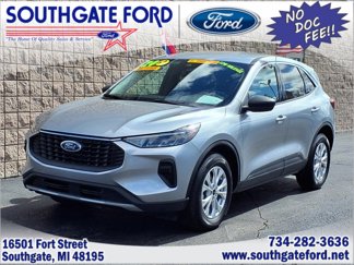 Used 2024 Ford Escape Active image 1