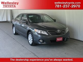 Used 2011 Toyota Camry XLE image 1