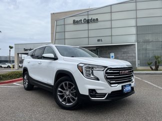 Used 2024 GMC Terrain SLT image 1