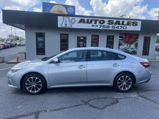 Used 2016 Toyota Avalon XLE Premium image 1