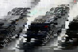Certified 2022 Porsche Cayenne S image 1