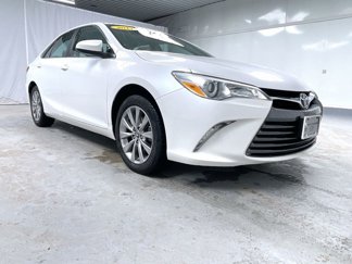 Used 2017 Toyota Camry XLE image 1
