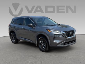 Used 2021 Nissan Rogue S video 1
