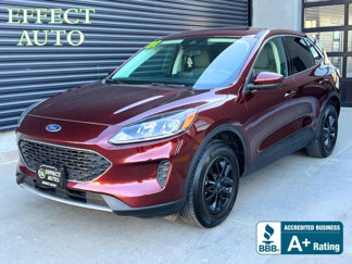 Used 2021 Ford Escape SE w/ Cold Weather Package image 1