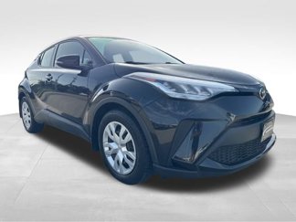 Used 2021 Toyota C-HR LE image 1