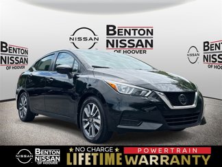 Used 2020 Nissan Versa SV image 1
