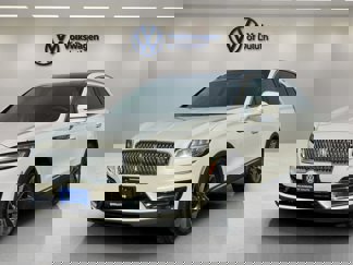 Used 2020 Lincoln Nautilus Reserve w/ Equipment Group 201A image 1