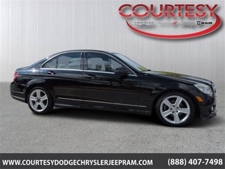 Used 2010 Mercedes-Benz C 300 Sedan image 1