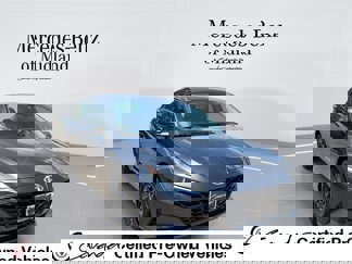 Used 2023 Hyundai Elantra SEL image 1