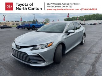 Used 2021 Toyota Camry LE image 1