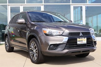 Used 2017 Mitsubishi Outlander Sport ES image 1